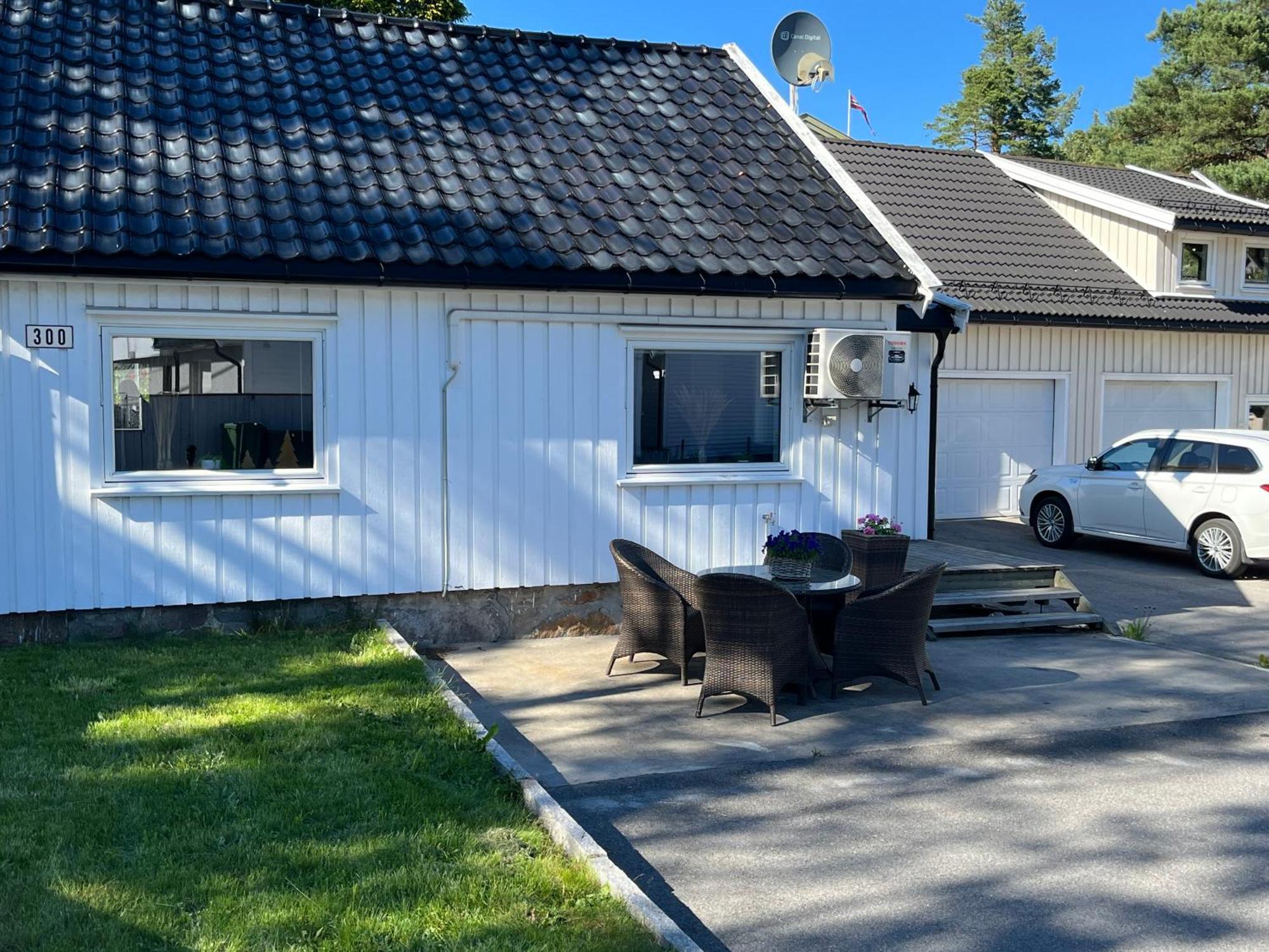Sjarmerende Hus I Vennesla Exteriör bild