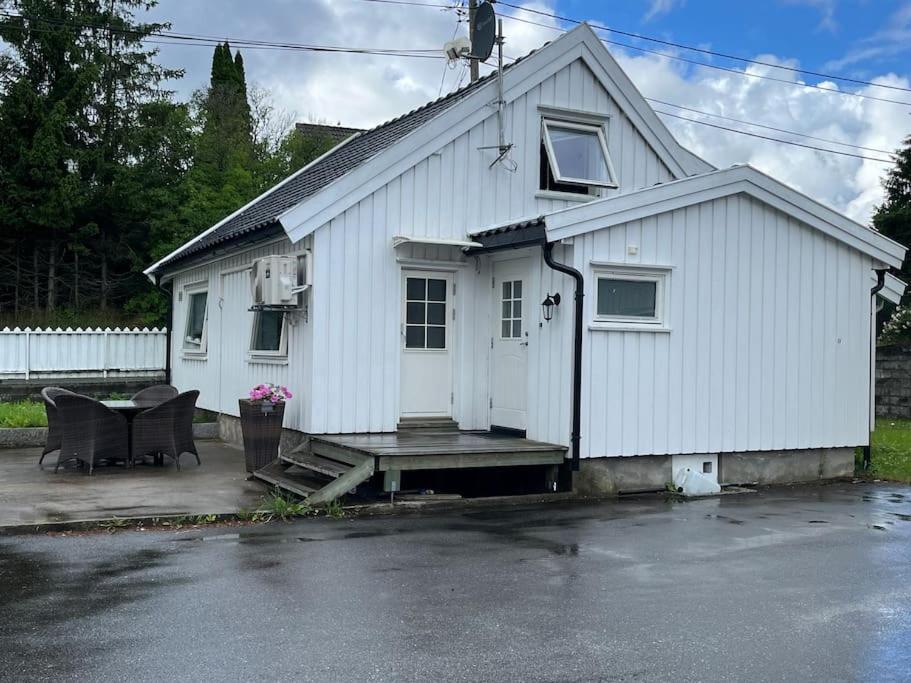 Sjarmerende Hus I Vennesla Exteriör bild